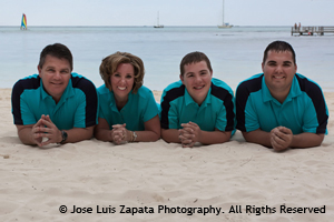 Family Portraits in Belize by Jose Luis Zapata Photographer in Ambergris Caye Belize