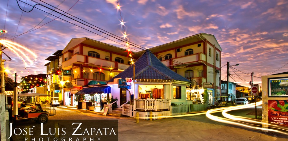 Sail Away Cafe, San Pedro Town, Ambergris Caye, Belize.