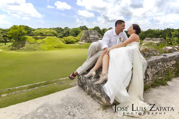 Destination Wedding Photography | Maya Reef Wedding | Mayan Ruin Wedding | Jose Luis Zapata Belize Photographer (18)