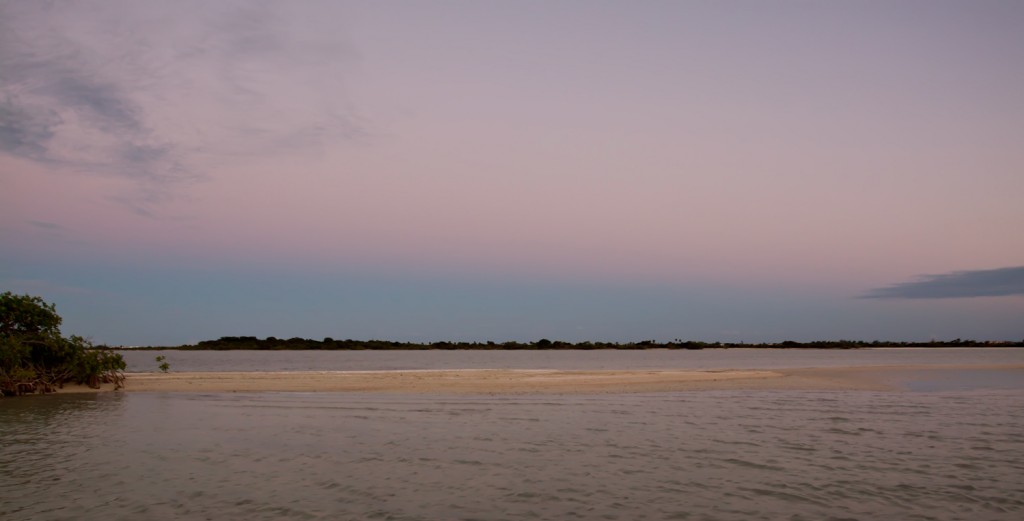 Sandbar Wedding Belize, Jose Luis Zapata Photography - Belize Photographer - SandBar Wedding | Island Beach Wedding