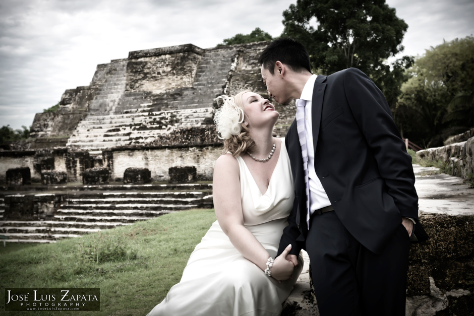 Maya Ruin Wedding | Altun Ha Maya Site | Destination Wedding Photography in Belize