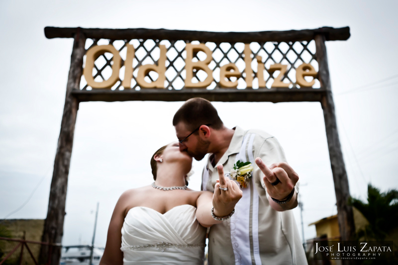 Belize Weddings - Old Belize Wedding - Jose Luis Zapata Photography - Destination Wedding Photographer (11)