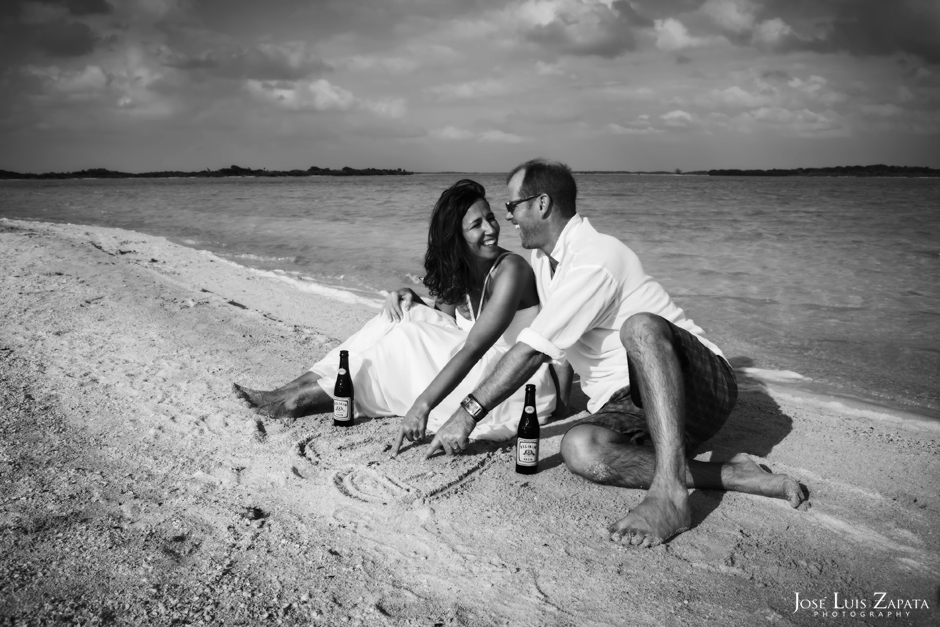 Destination Wedding, Sandbar Island Wedding, Ambergris Caye, Belize | Jose Luis Zapata Photography, International Destination Wedding Photographer