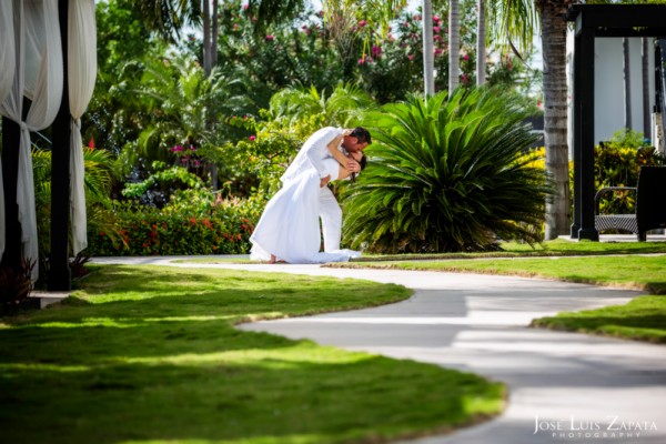 Las Terrazas Beach Wedding Ambergris Caye Belize Photographer (17)