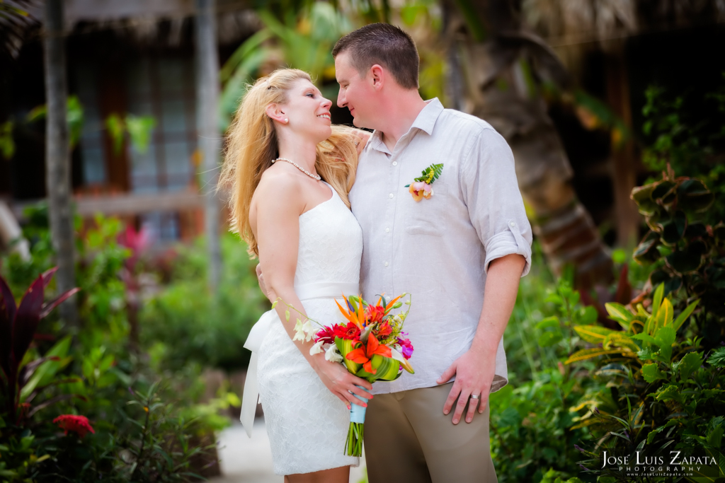 Belize Photographer, Ramon's Village Resort, Belize Weddings (11)