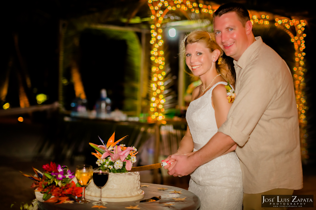Belize Photographer, Ramon's Village Resort, Belize Weddings (18)