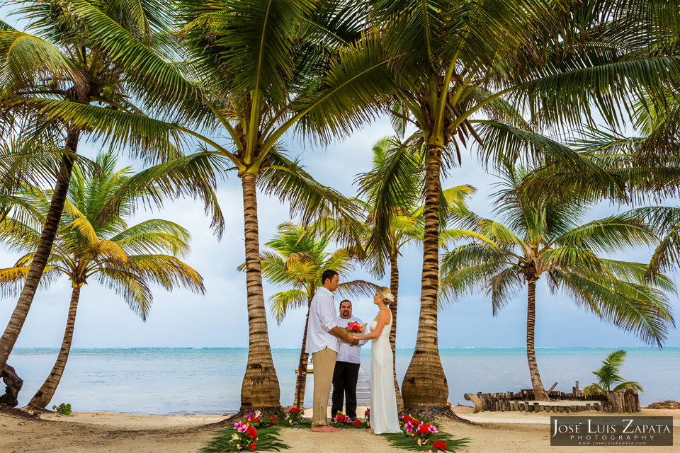 Ambergris Caye Wedding, San Pedro, Belize - La Isla Bonita - Jose Luis Zapata Photography - Belize Photographer