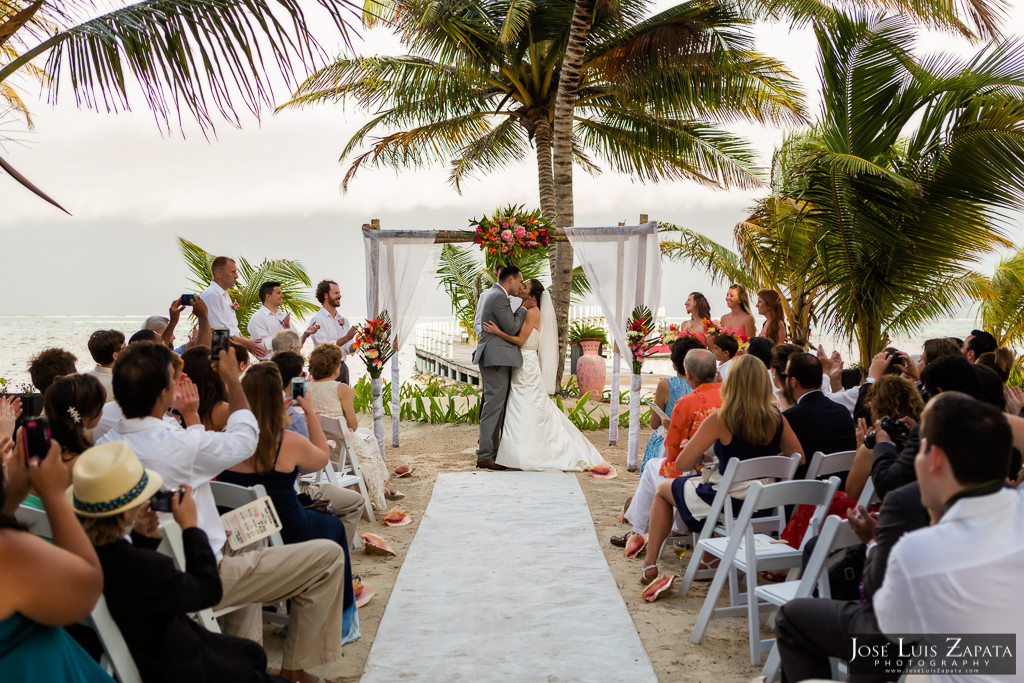 Las Terrazas Resort Belize Wedding - Destination Wedding - Jose Luis Zapata Photography