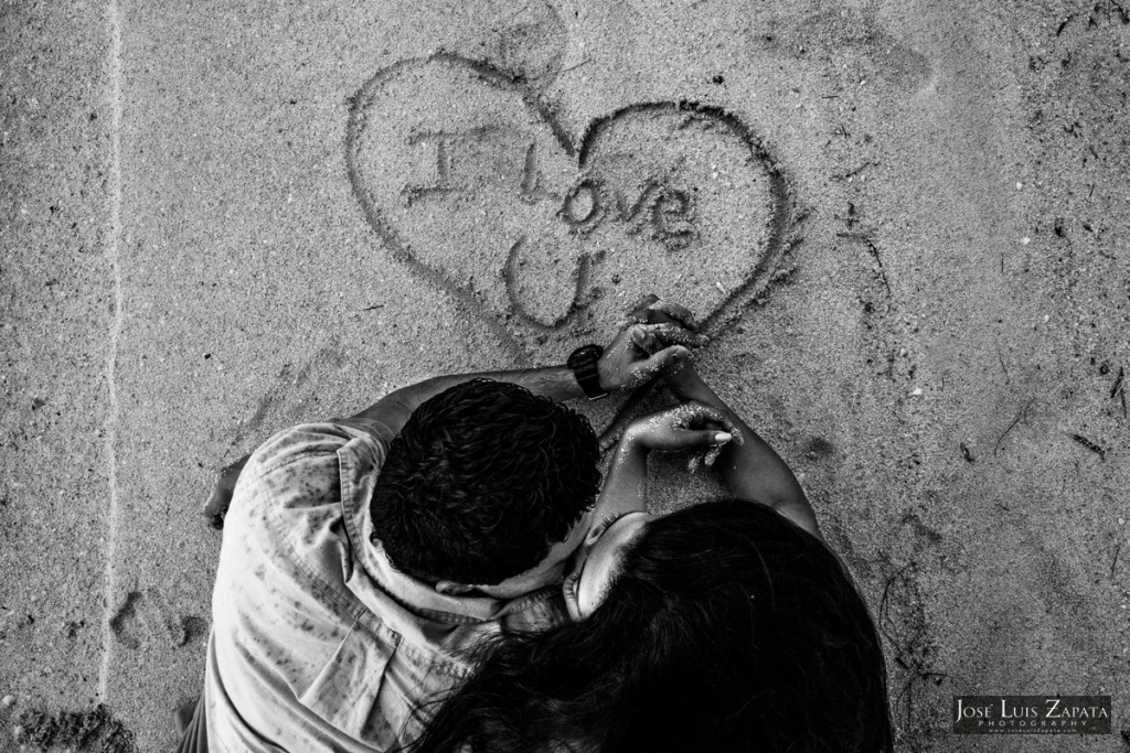 Sandbar Love in Ambergris Caye, San Pedro Belize