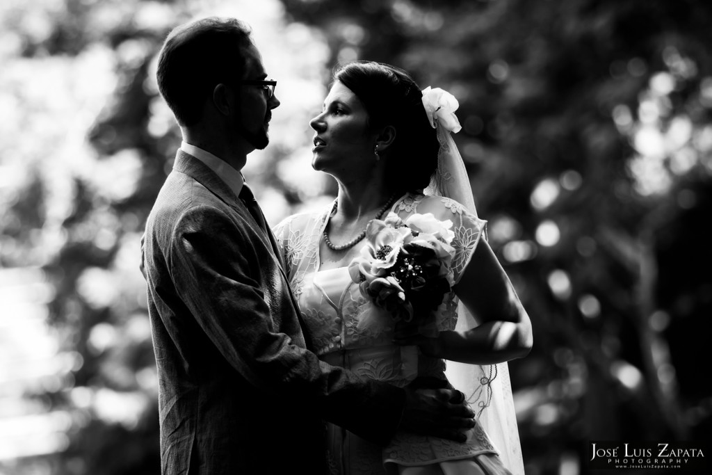 Mayan Ruin Wedding Xunantunich Maya Site Cayo Belize