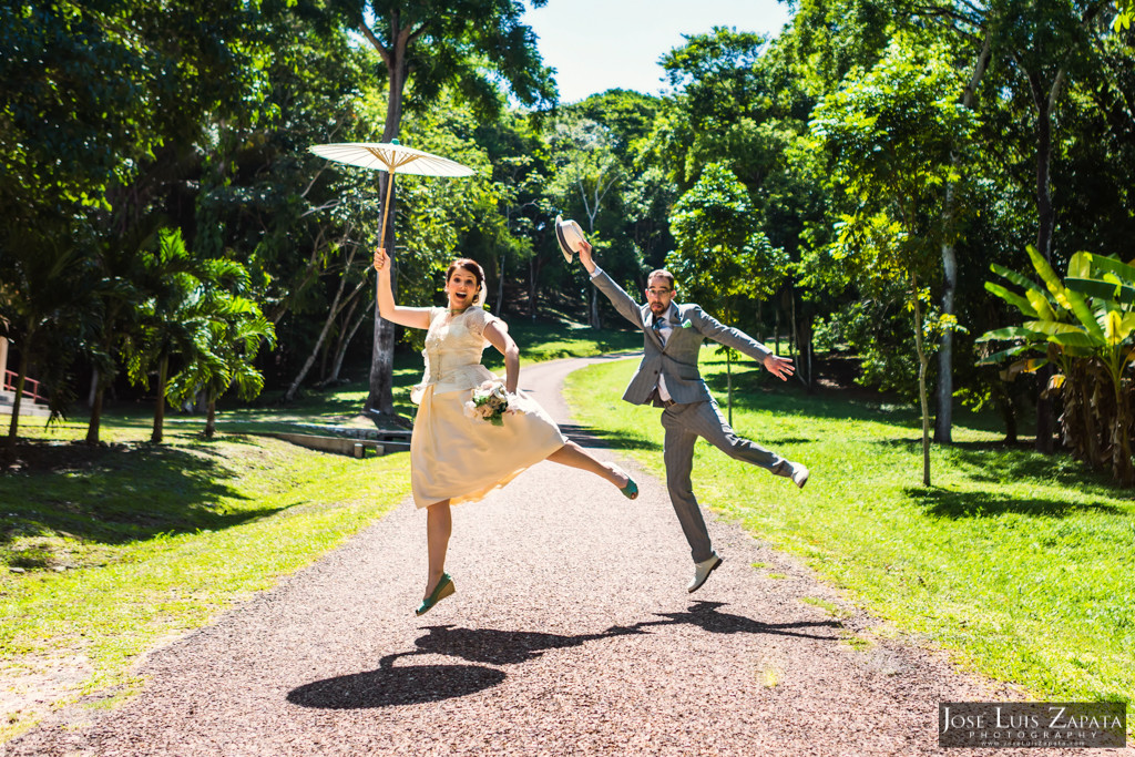 Mayan Ruin Wedding Xunantunich Maya Site Cayo Belize