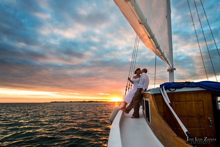 Sailboat Wedding - San Pedro Belize - Grand Caribe - La Sirena Azul Sail Boat - Jose Luis Zapata