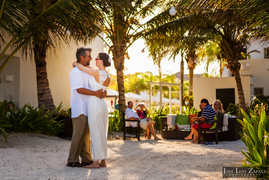 Las Terrazas San Pedro Wedding - Ambergris Caye, Belize Photographer