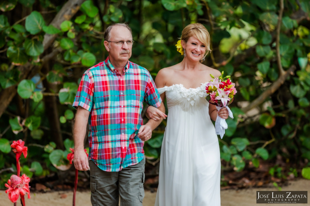 Hopkins Belize Weddings - Hamanasi Resort - Jose Luis Zapata Photography