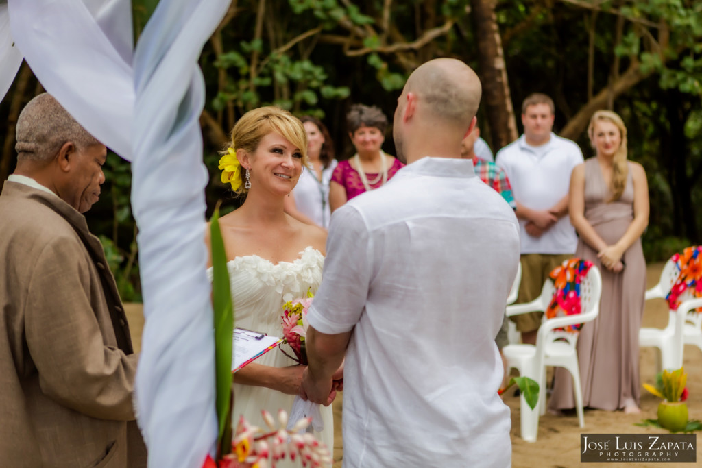 Hopkins Belize Weddings - Hamanasi Resort - Jose Luis Zapata Photography