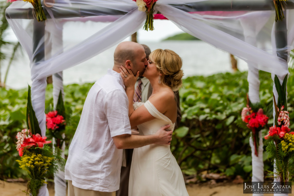 Hopkins Belize Weddings - Hamanasi Resort - Jose Luis Zapata Photography