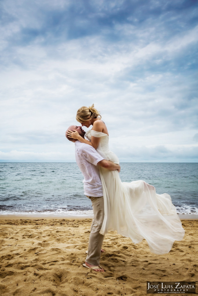 Hopkins Belize Wedding - Hamanasi Resort - Jose Luis Zapata Photography