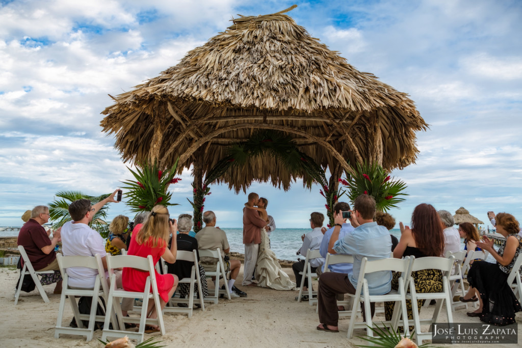 Xanadu Belize Wedding, Ambergris Caye - Photographer Jose Luis Zapata Photography