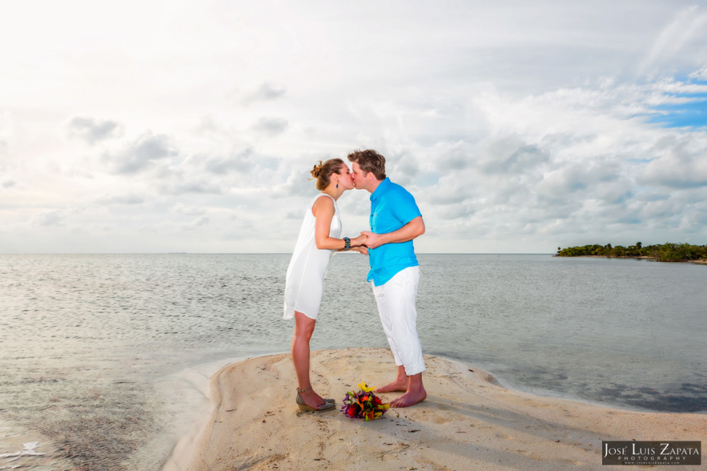 San Pedro Sandbar Elopement Wedding, Ambergris Caye, Belize Wedding (25)