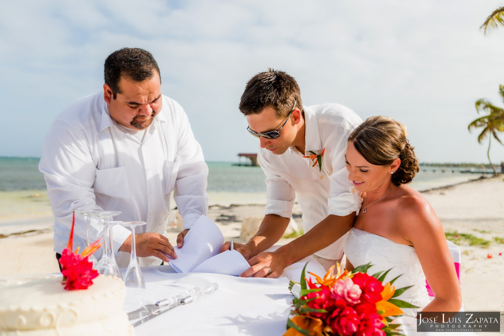 Chet & Kelli Coco Beach Wedding San Pedro Belize (29)