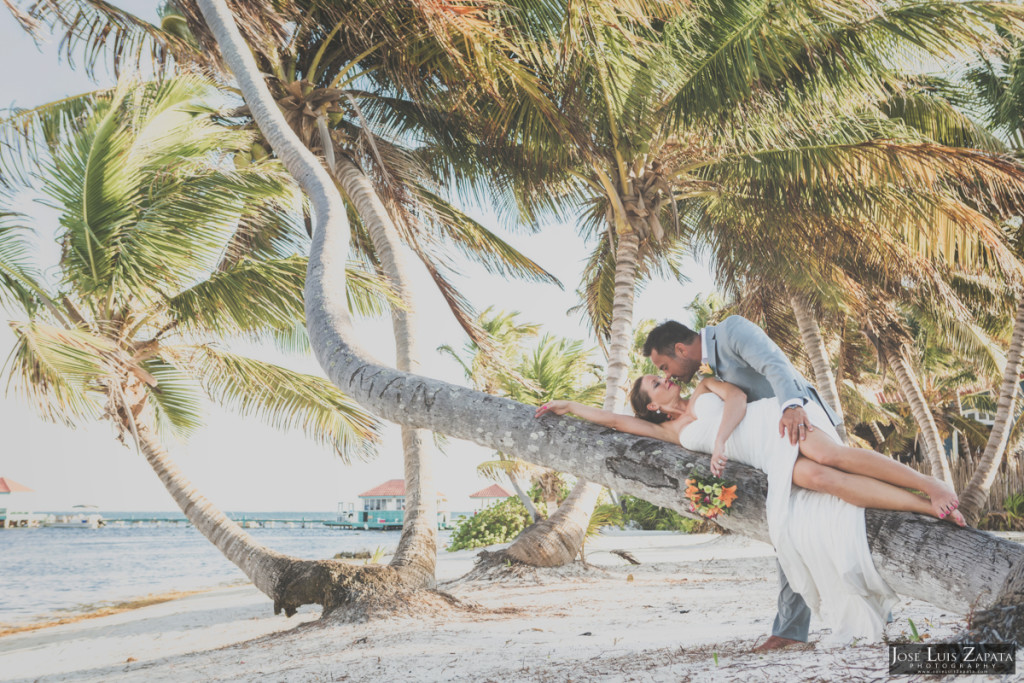 Coco Beach Belize Resort - Intimate Beach Wedding (21)
