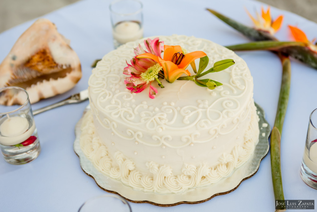 Coco Beach Belize Resort - Intimate Beach Wedding (13)