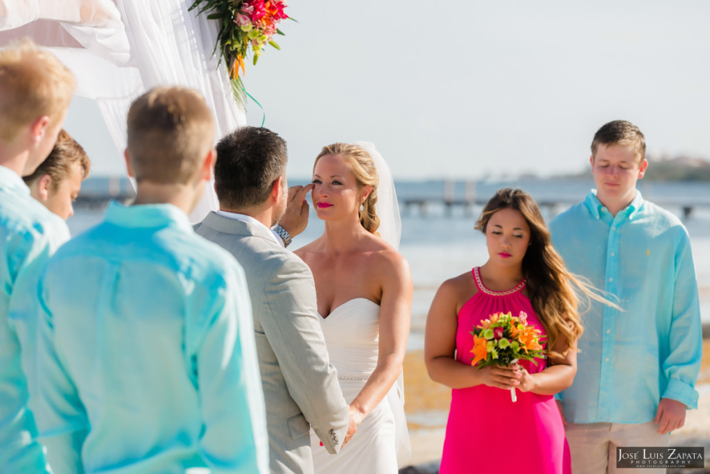 Coco Beach Belize Resort - Intimate Beach Wedding (41)