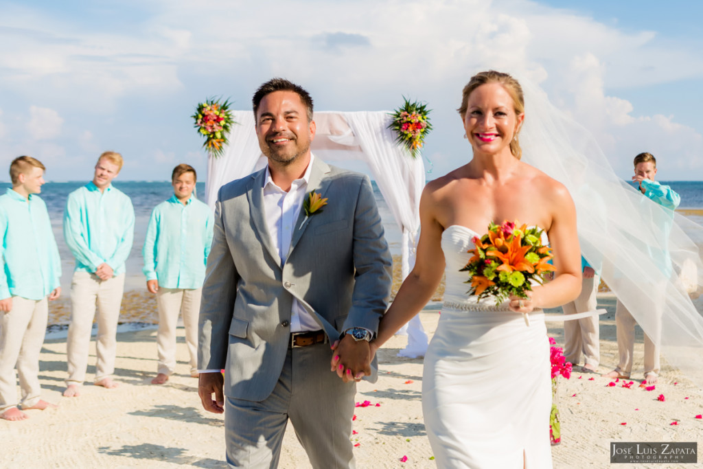 Coco Beach Belize Resort - Intimate Beach Wedding (37)