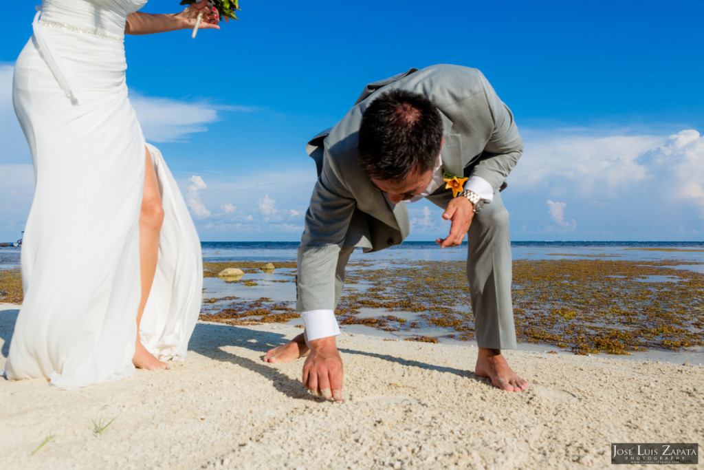 Coco Beach Belize Resort - Intimate Beach Wedding (33)
