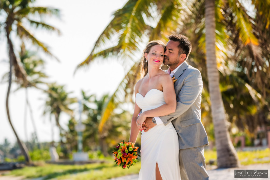 Coco Beach Belize Resort - Intimate Beach Wedding (31)