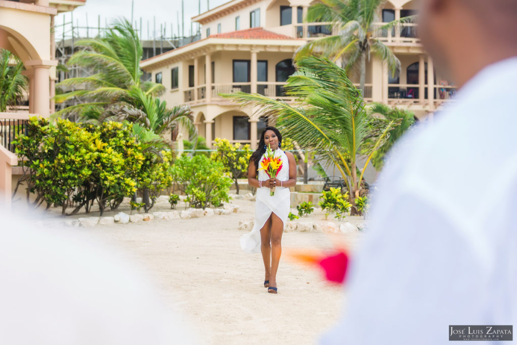 Intimate Coco Beach Belize Wedding - Sandy Point Weddings - Jose Luis Zapata Photography