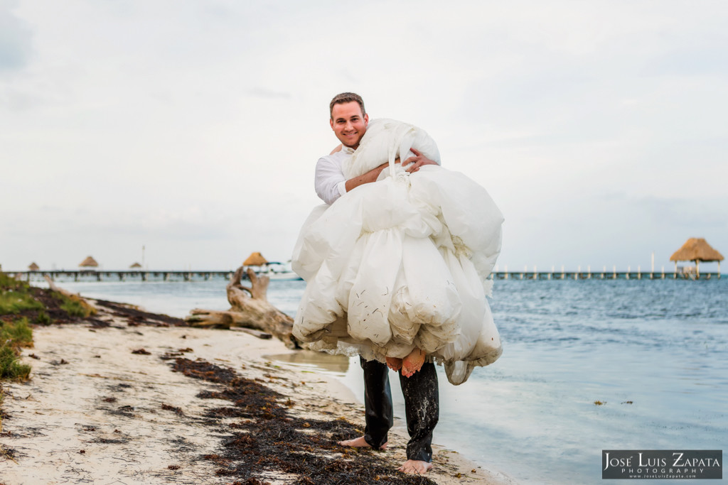 Mike & Jaclyn Wedding Photos - San Pedro Belize (6)