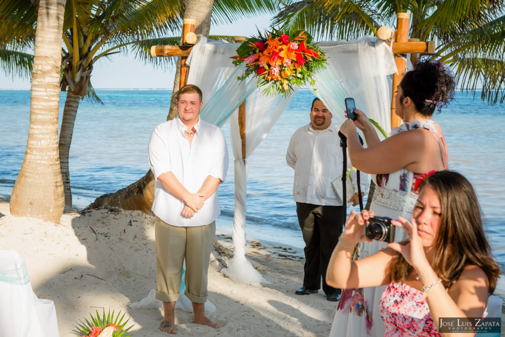 Intimate Wedding Belize - Belizean Shores Ambergris Caye Resort