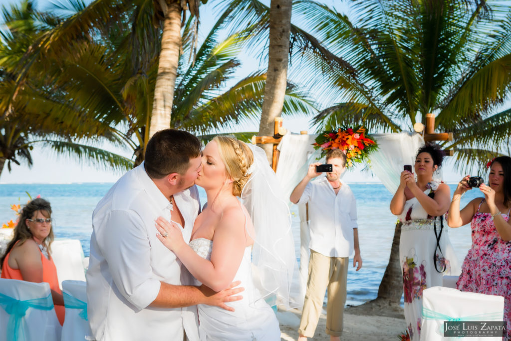 Intimate Wedding Belize - Belizean Shores Ambergris Caye Resort