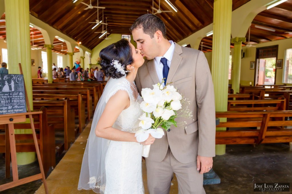 Adrian & Gaylan - San Ignacio, Blancaneaux Resort - Belize Wedding (36)