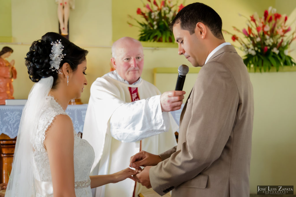 Adrian & Gaylan - San Ignacio, Blancaneaux Resort - Belize Wedding (40)