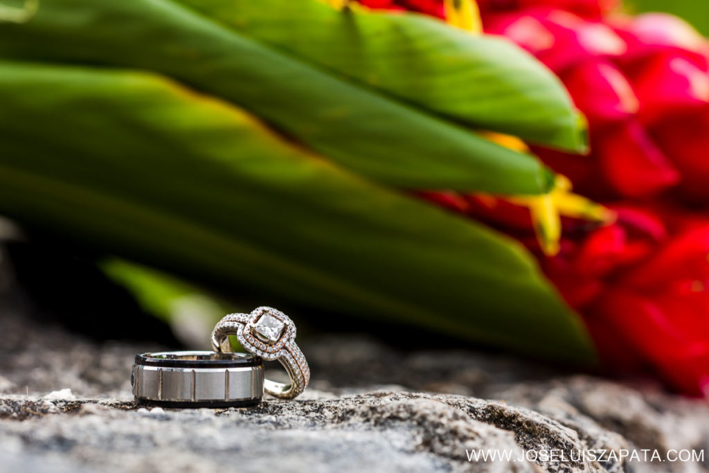 Mayan Ruin Wedding Photos and Belize Beach Wedding