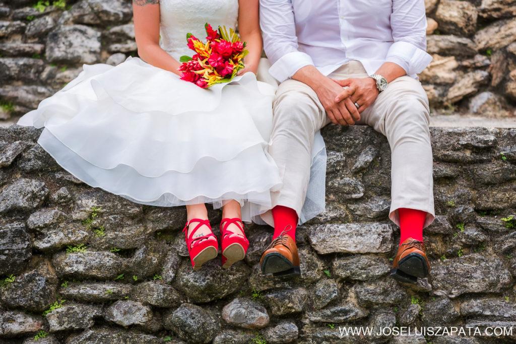 Mayan Ruin Wedding Photos and Belize Beach Wedding