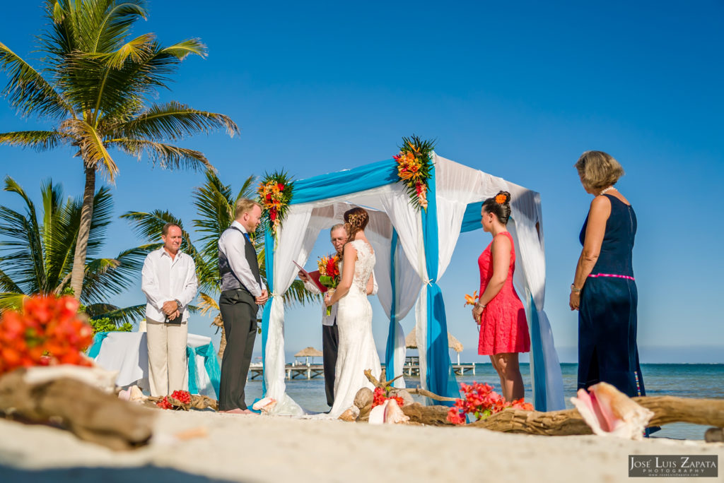 Leap Year Wedding in Belize - Jose Luis Zapata Photography - Belize Photographer (18)