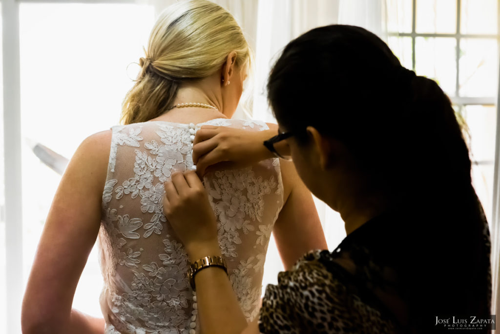 Derek & Megan - San Ignacio Resort & Maya Ruin Wedding - Belize Photographer (40)