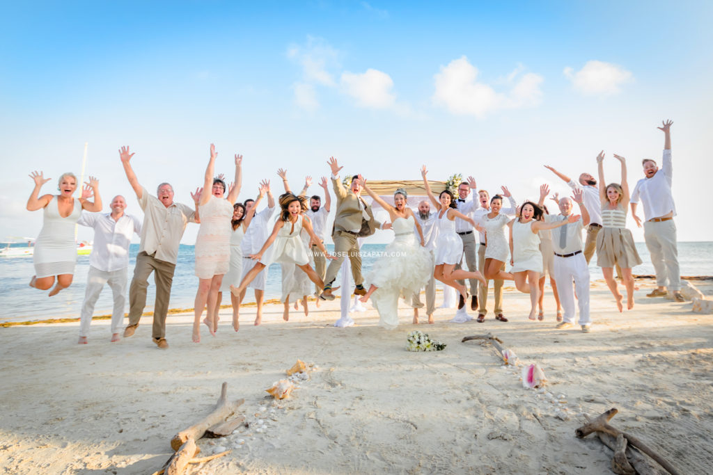 Weddings Belize - Coco Beach Belize Luxury Wedding. Ambergris Caye Island Belize Weddings