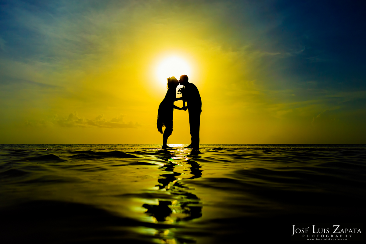 Jacobus_Melanie_Sandbar_Belize_Wedding_SS_-26