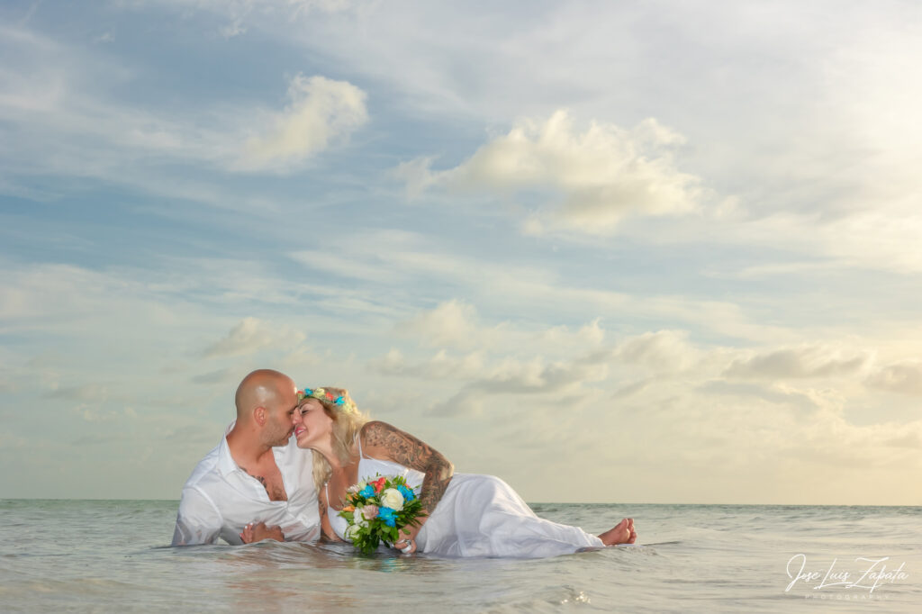 Adventure Sandbar Wedding Family Photos San Pedro Ambergris Caye Belize Photographer Jose Luis Zapata Photography