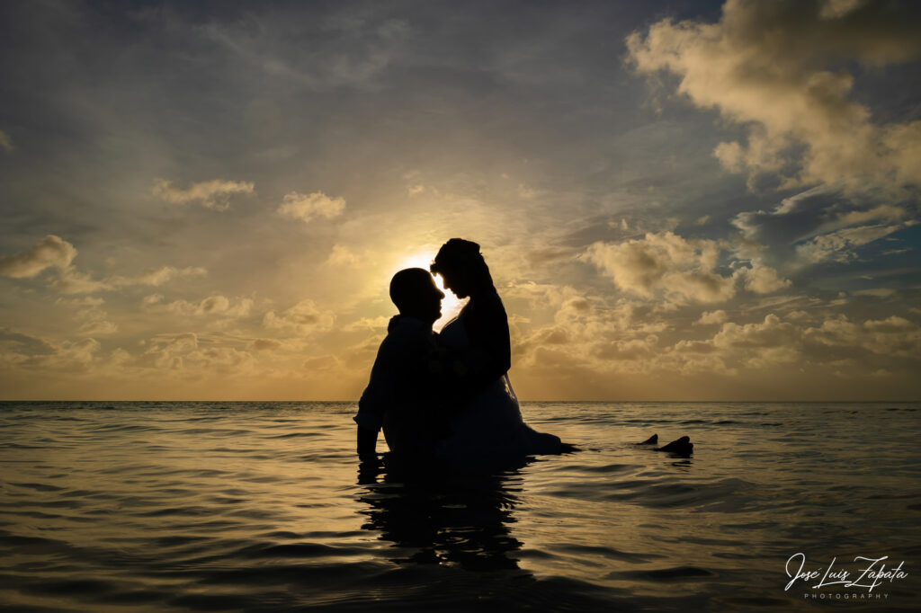 Adventure Sandbar Wedding Family Photos San Pedro Ambergris Caye Belize Photographer Jose Luis Zapata Photography